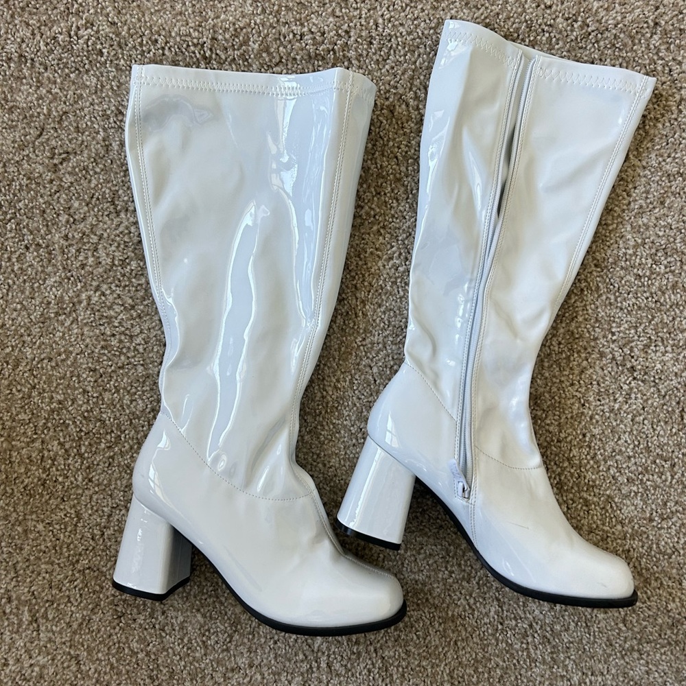 White boot and white heel bundle